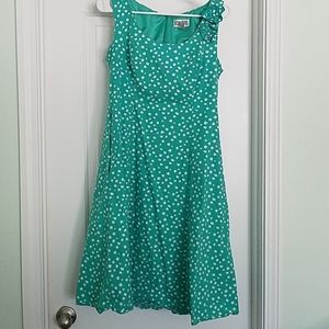 Robbie Bee Seafoam dress size 8